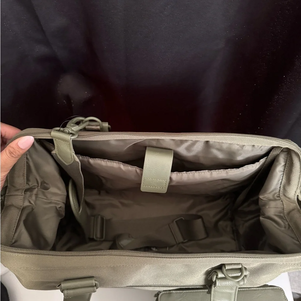 Beis mini weekender and cosmetic case - Picture 5 of 7